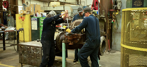 Employees working at Dakota Gas